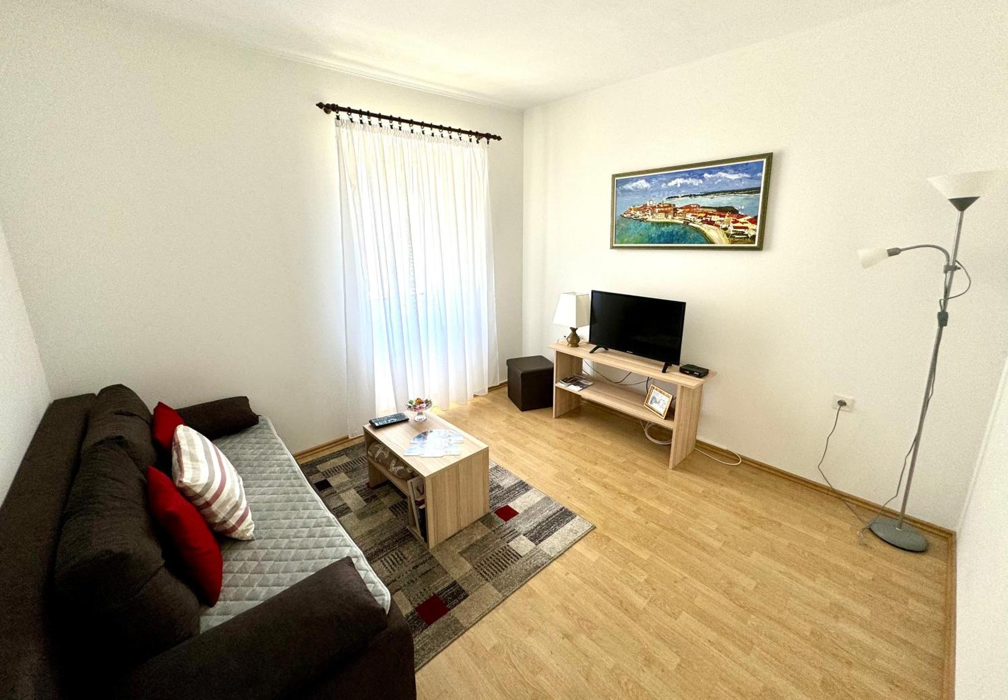 Apartment Kontrada Umag Exterior photo